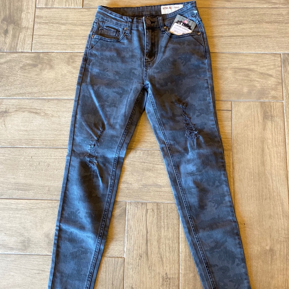 Ambush Camo Distressed fringe Grey camo wishkist jeans size XS, Brand New